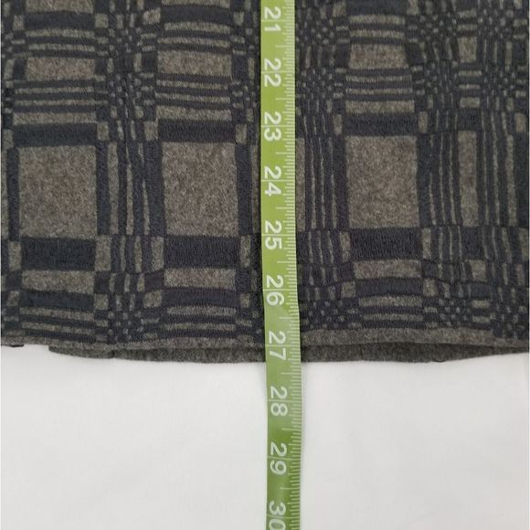 Magaschoni Collection Wool Embroidered Pencil Skirt Size 12.  0072 - Picture 4 of 7